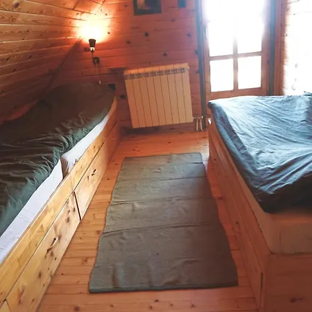 Cozy Montana Chalet